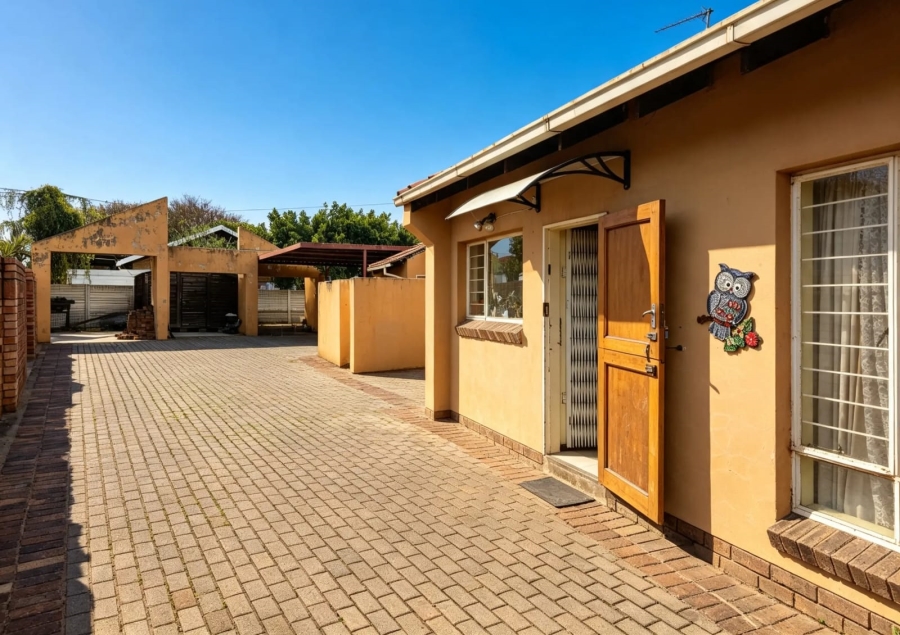 4 Bedroom Property for Sale in Theresa Park Gauteng
