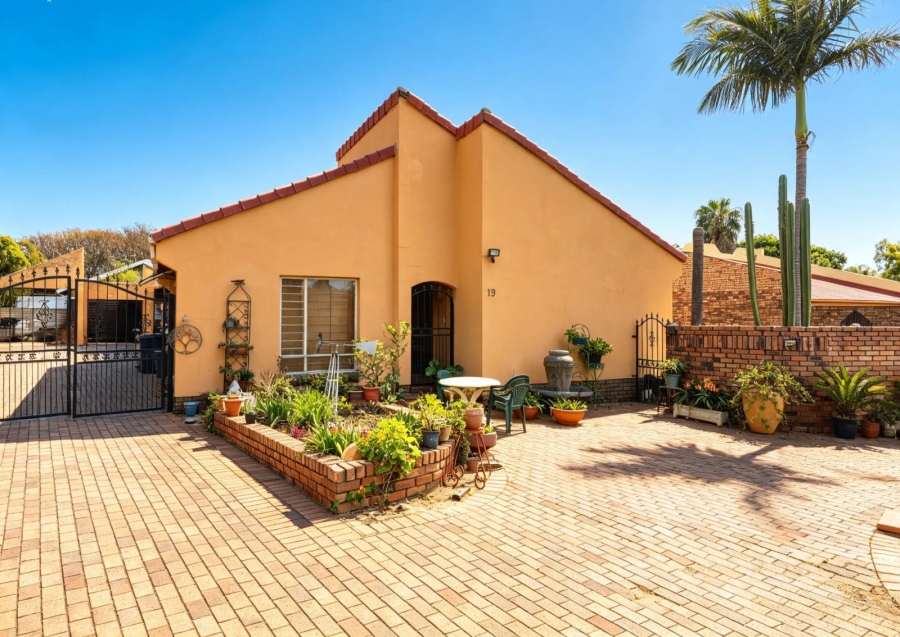 4 Bedroom Property for Sale in Theresa Park Gauteng