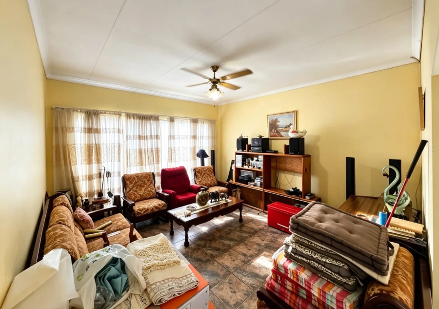 4 Bedroom Property for Sale in Theresa Park Gauteng
