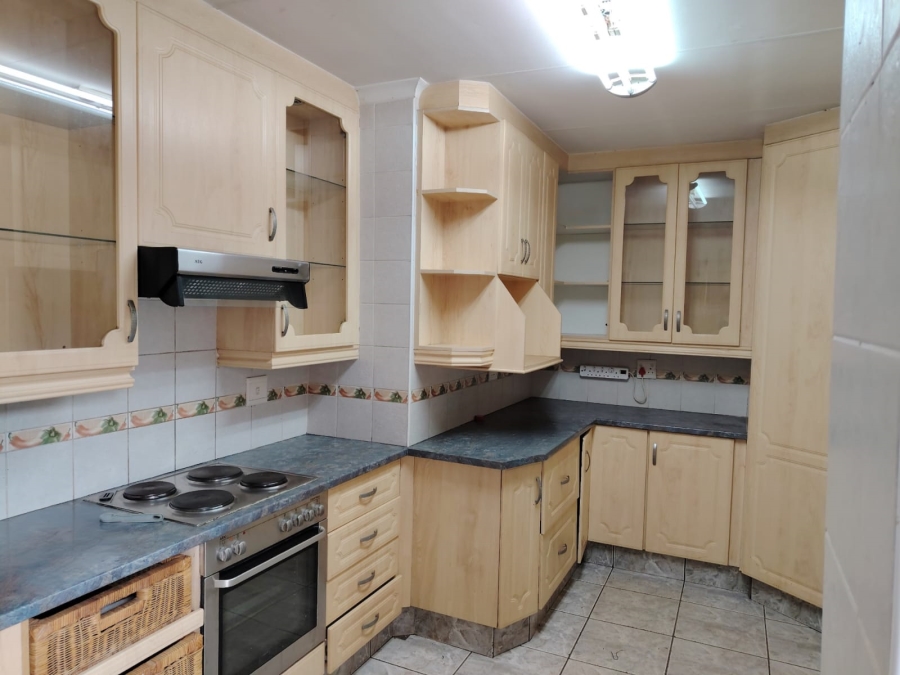 4 Bedroom Property for Sale in Casseldale Gauteng