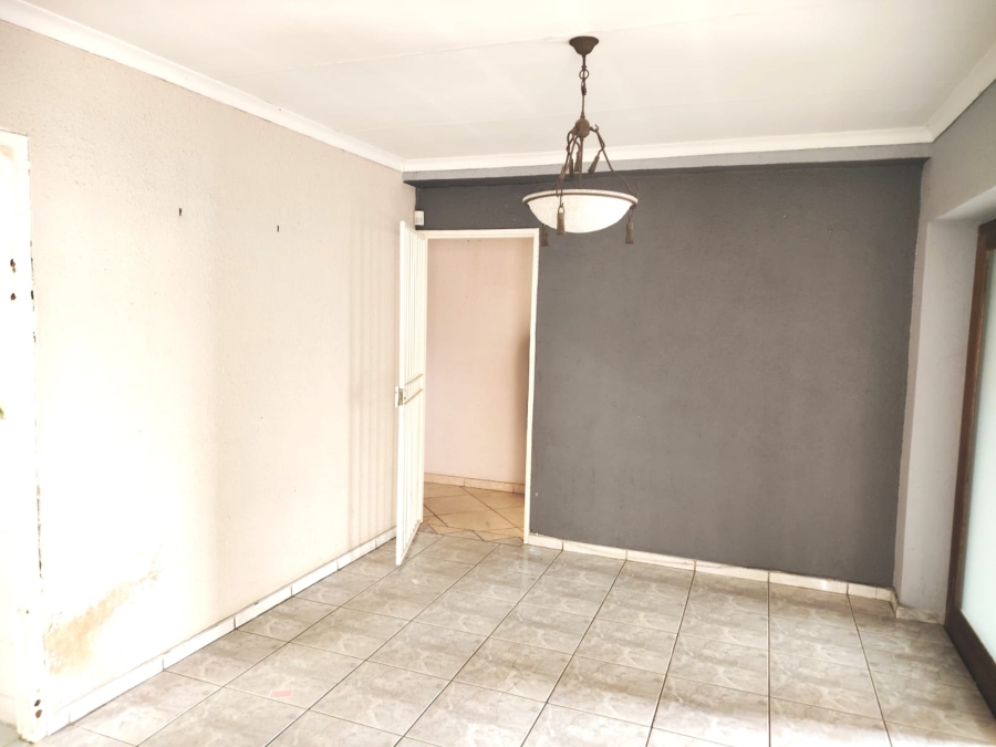4 Bedroom Property for Sale in Casseldale Gauteng