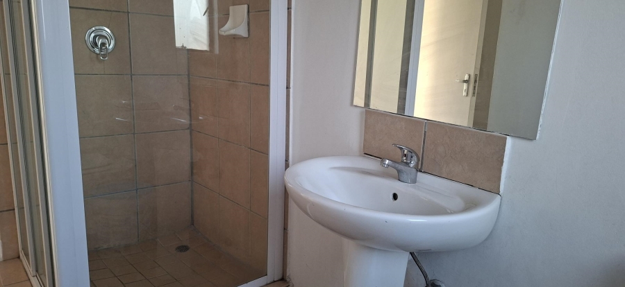 2 Bedroom Property for Sale in Esther Park Gauteng