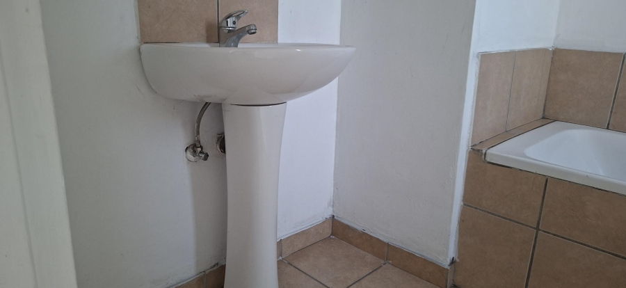 2 Bedroom Property for Sale in Esther Park Gauteng