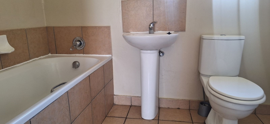 2 Bedroom Property for Sale in Esther Park Gauteng