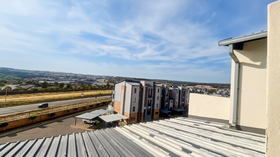 2 Bedroom Property for Sale in Sunninghill Gauteng