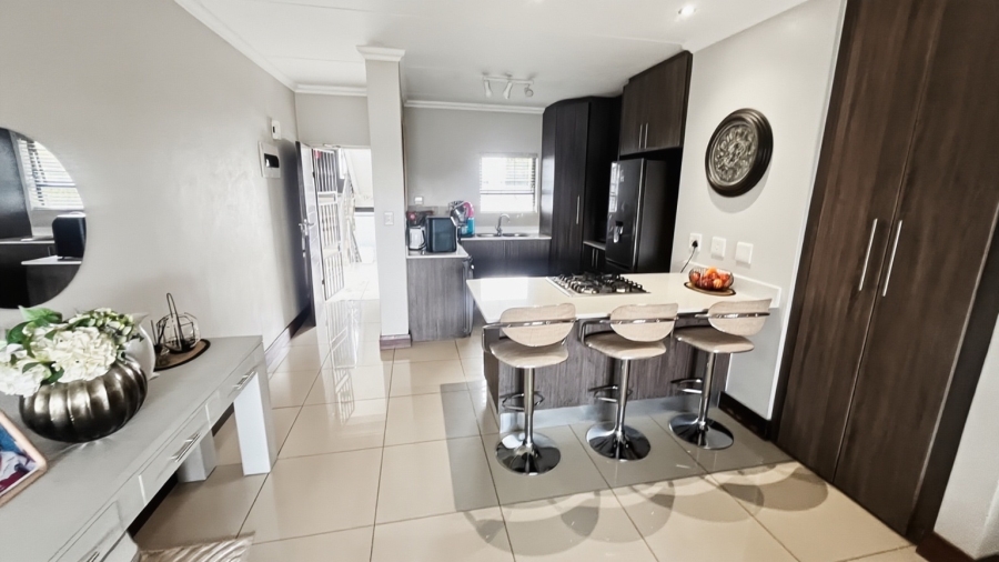 To Let 2 Bedroom Property for Rent in Carlswald Gauteng