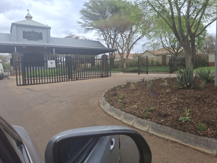 To Let 4 Bedroom Property for Rent in Hazeldean Gauteng