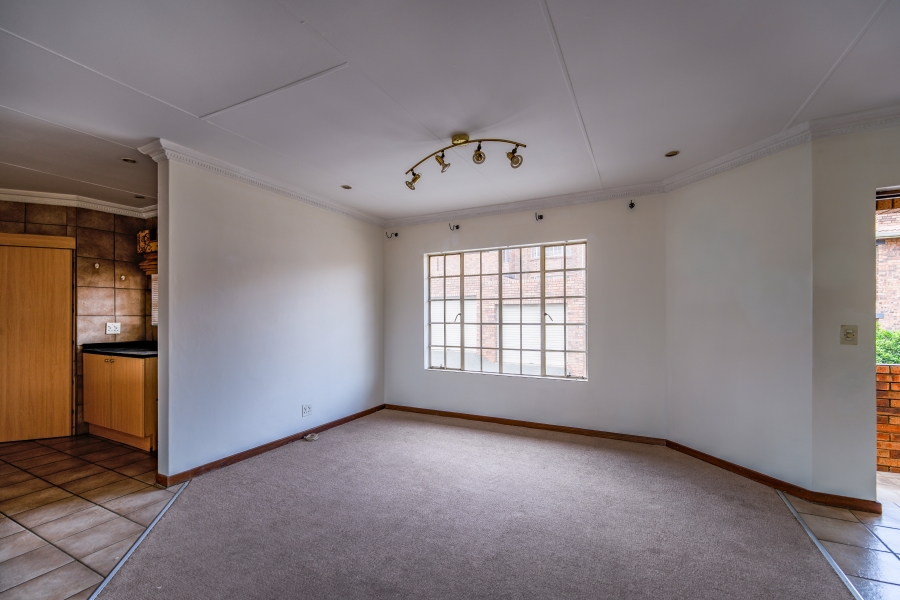 4 Bedroom Property for Sale in Erasmuskloof Gauteng