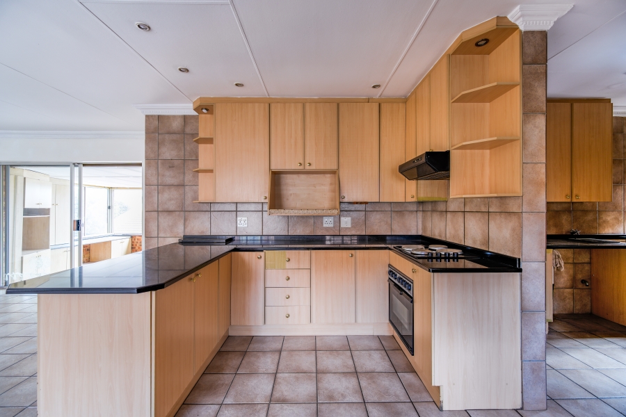 4 Bedroom Property for Sale in Erasmuskloof Gauteng