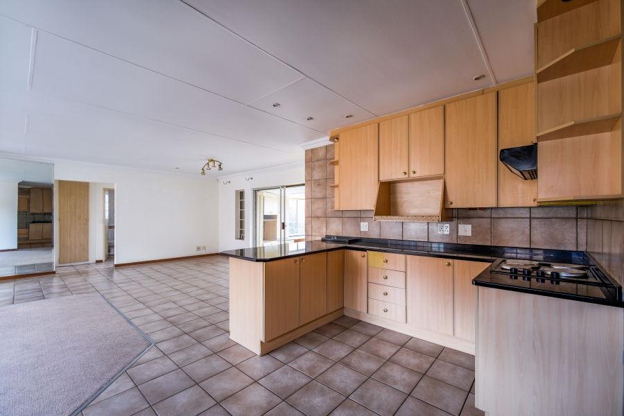 4 Bedroom Property for Sale in Erasmuskloof Gauteng