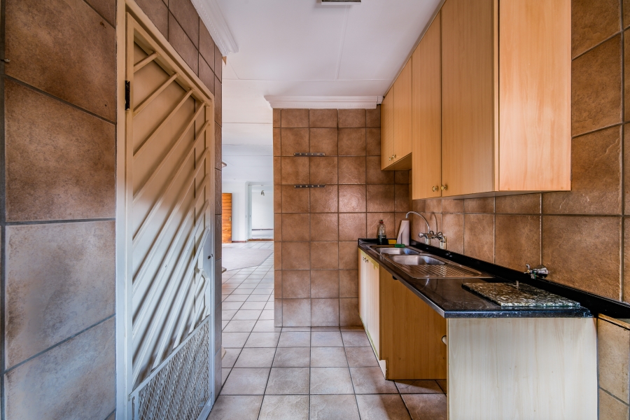 4 Bedroom Property for Sale in Erasmuskloof Gauteng