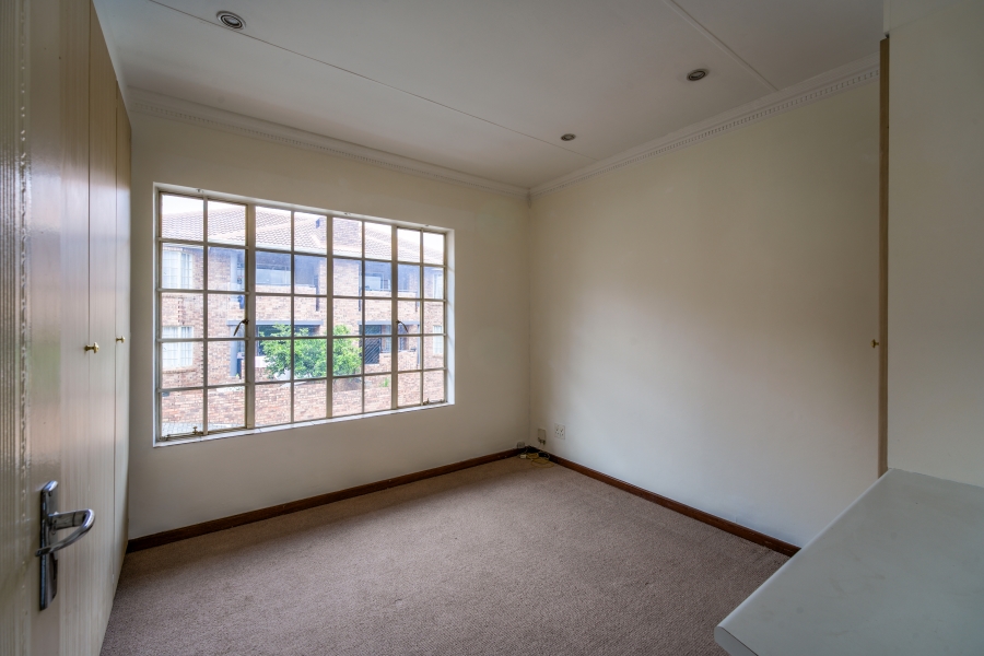 4 Bedroom Property for Sale in Erasmuskloof Gauteng