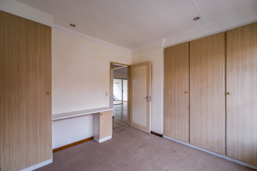 4 Bedroom Property for Sale in Erasmuskloof Gauteng