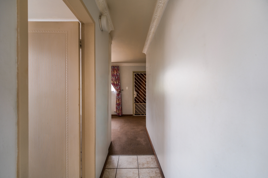 4 Bedroom Property for Sale in Erasmuskloof Gauteng