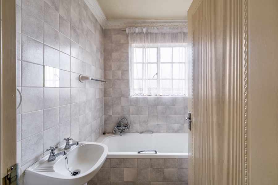 4 Bedroom Property for Sale in Erasmuskloof Gauteng