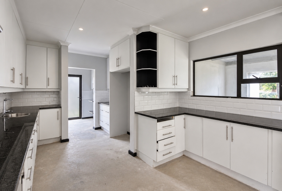 4 Bedroom Property for Sale in The Meadows Gauteng
