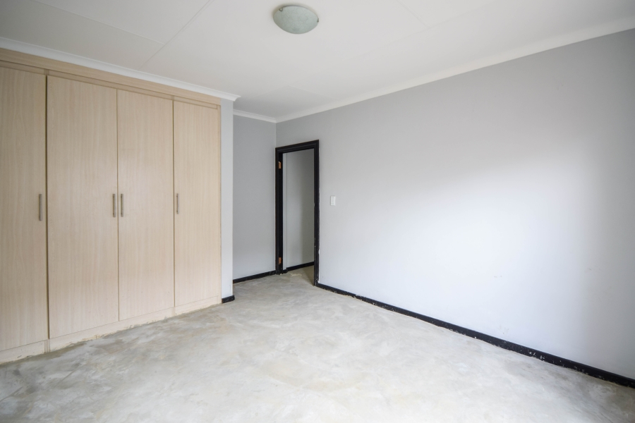 4 Bedroom Property for Sale in The Meadows Gauteng