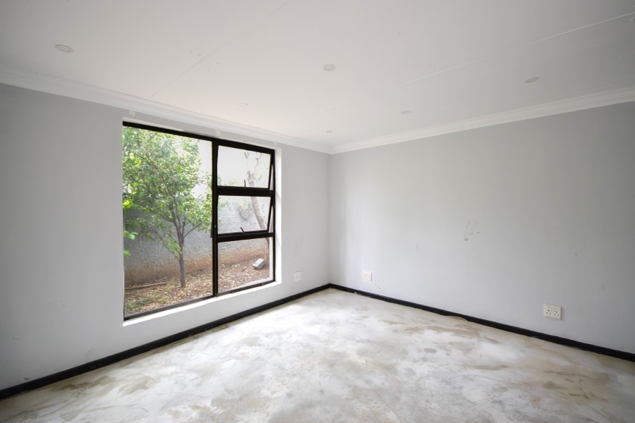 4 Bedroom Property for Sale in The Meadows Gauteng