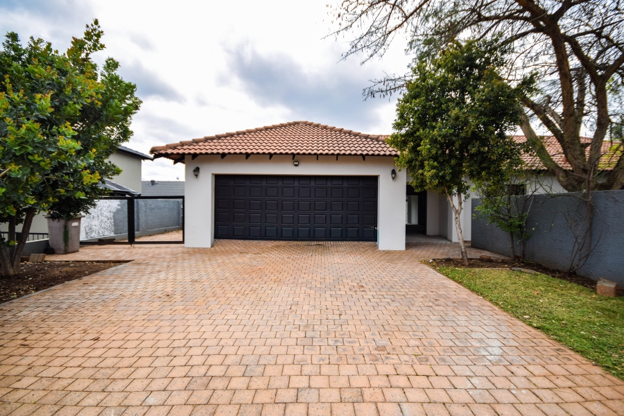 4 Bedroom Property for Sale in The Meadows Gauteng