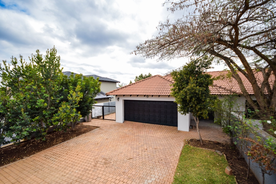 4 Bedroom Property for Sale in The Meadows Gauteng