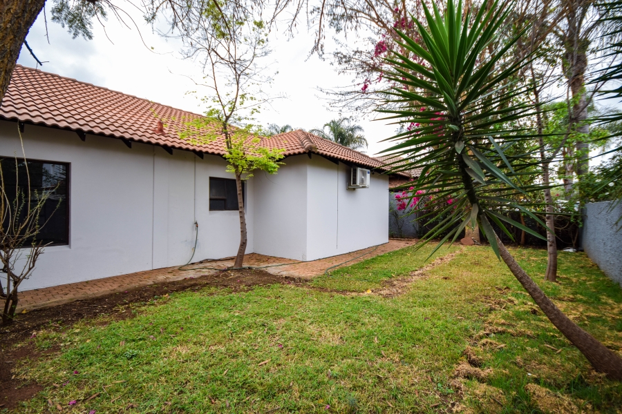 4 Bedroom Property for Sale in The Meadows Gauteng