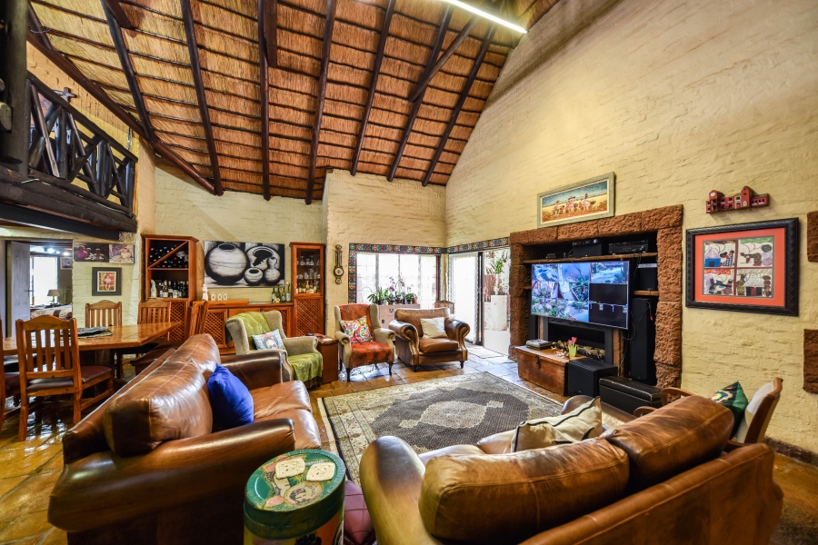 4 Bedroom Property for Sale in Wapadrand Gauteng