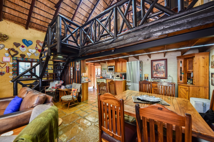 4 Bedroom Property for Sale in Wapadrand Gauteng
