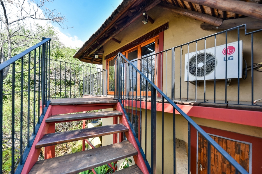 4 Bedroom Property for Sale in Wapadrand Gauteng