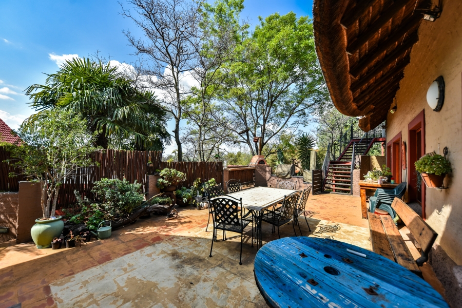 4 Bedroom Property for Sale in Wapadrand Gauteng