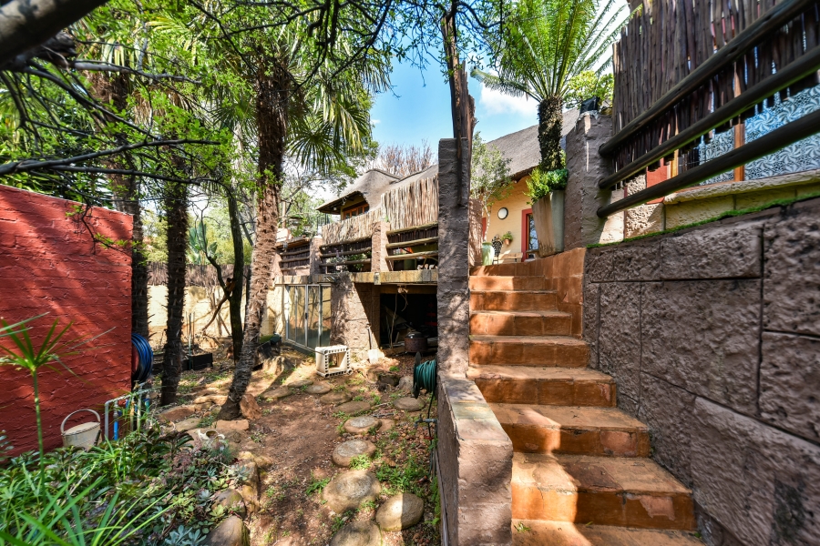 4 Bedroom Property for Sale in Wapadrand Gauteng