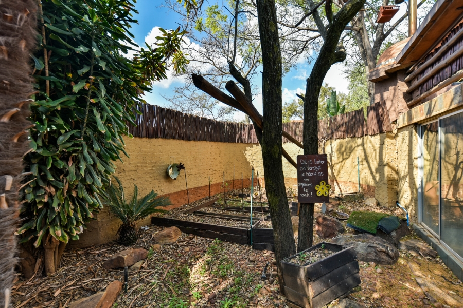 4 Bedroom Property for Sale in Wapadrand Gauteng