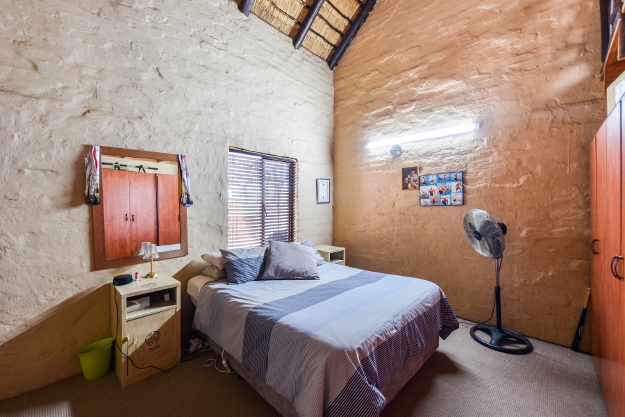 4 Bedroom Property for Sale in Wapadrand Gauteng