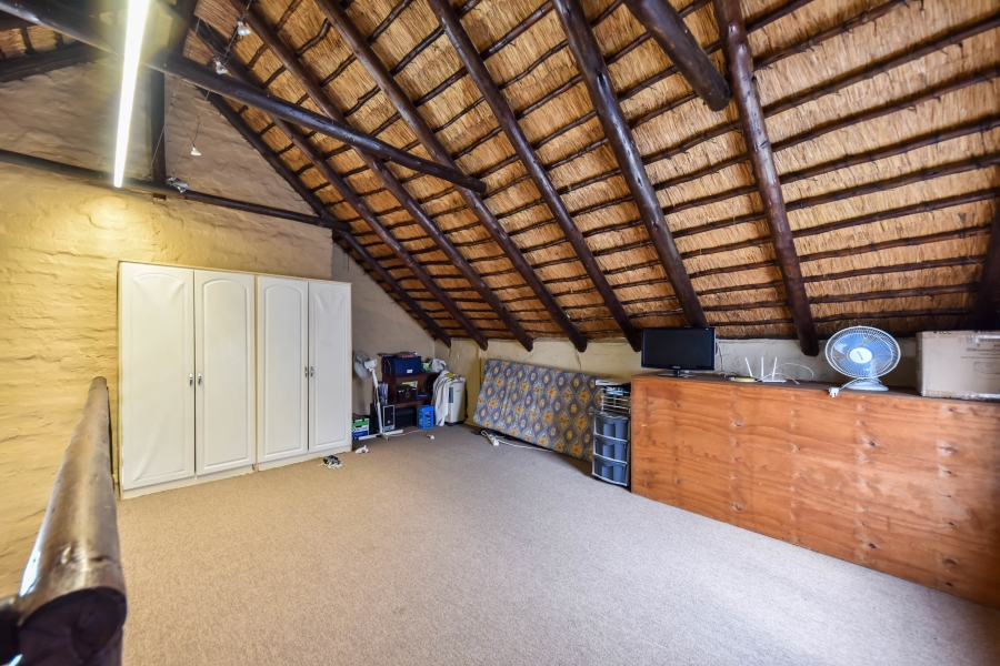 4 Bedroom Property for Sale in Wapadrand Gauteng