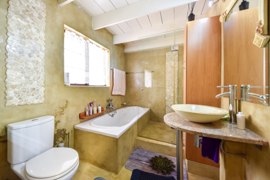 4 Bedroom Property for Sale in Wapadrand Gauteng