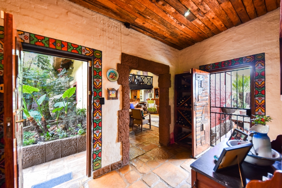 4 Bedroom Property for Sale in Wapadrand Gauteng