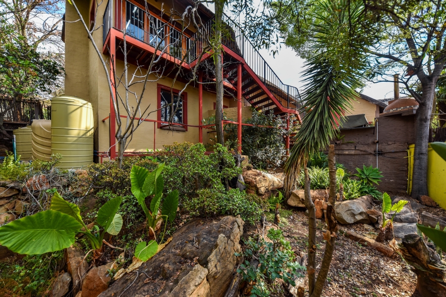 4 Bedroom Property for Sale in Wapadrand Gauteng