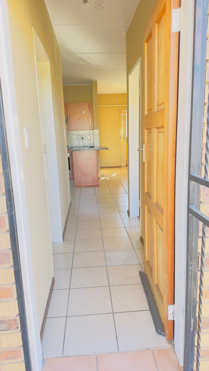 To Let 2 Bedroom Property for Rent in Comet Gauteng