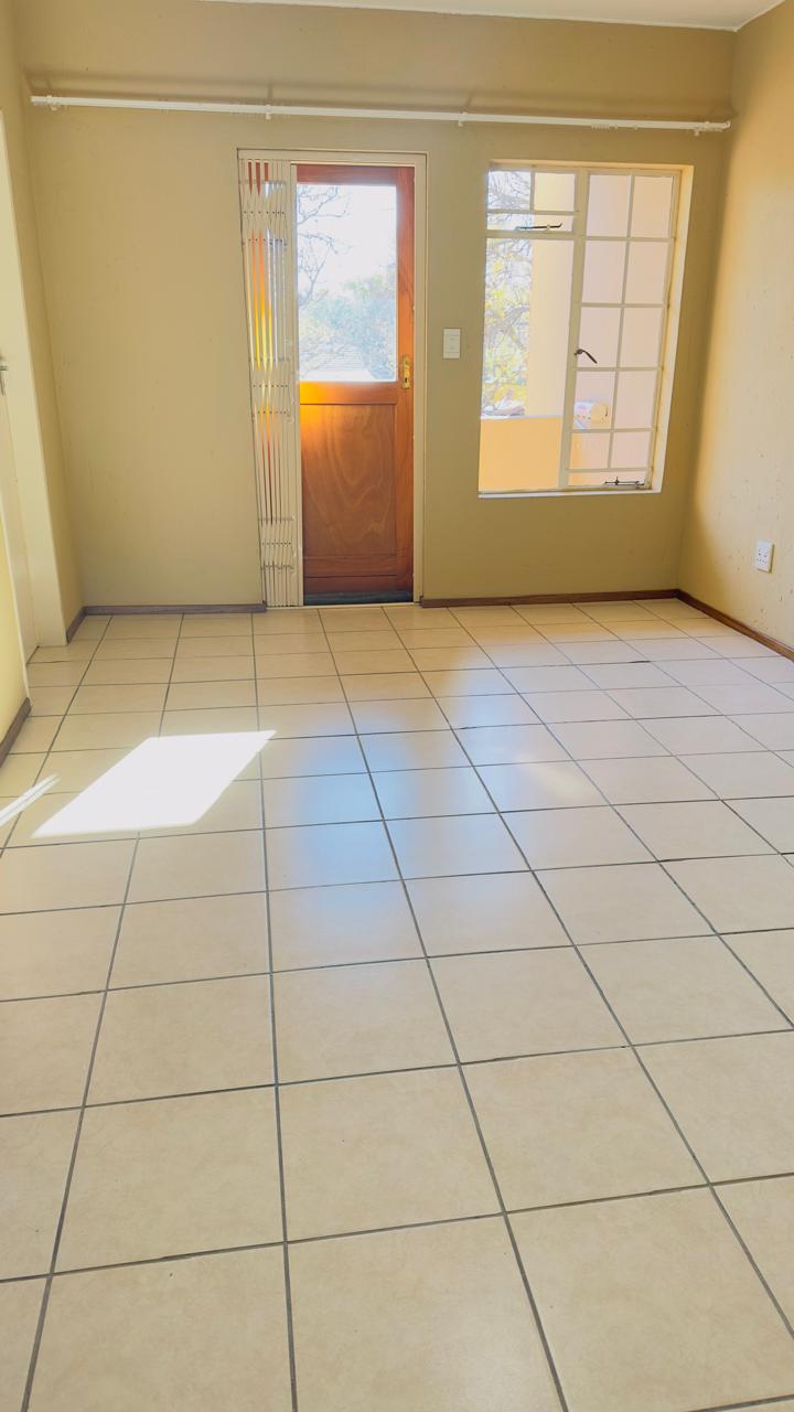 To Let 2 Bedroom Property for Rent in Comet Gauteng
