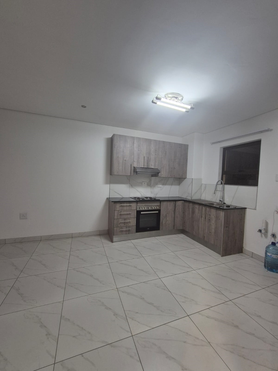 To Let 1 Bedroom Property for Rent in Noordwyk Gauteng