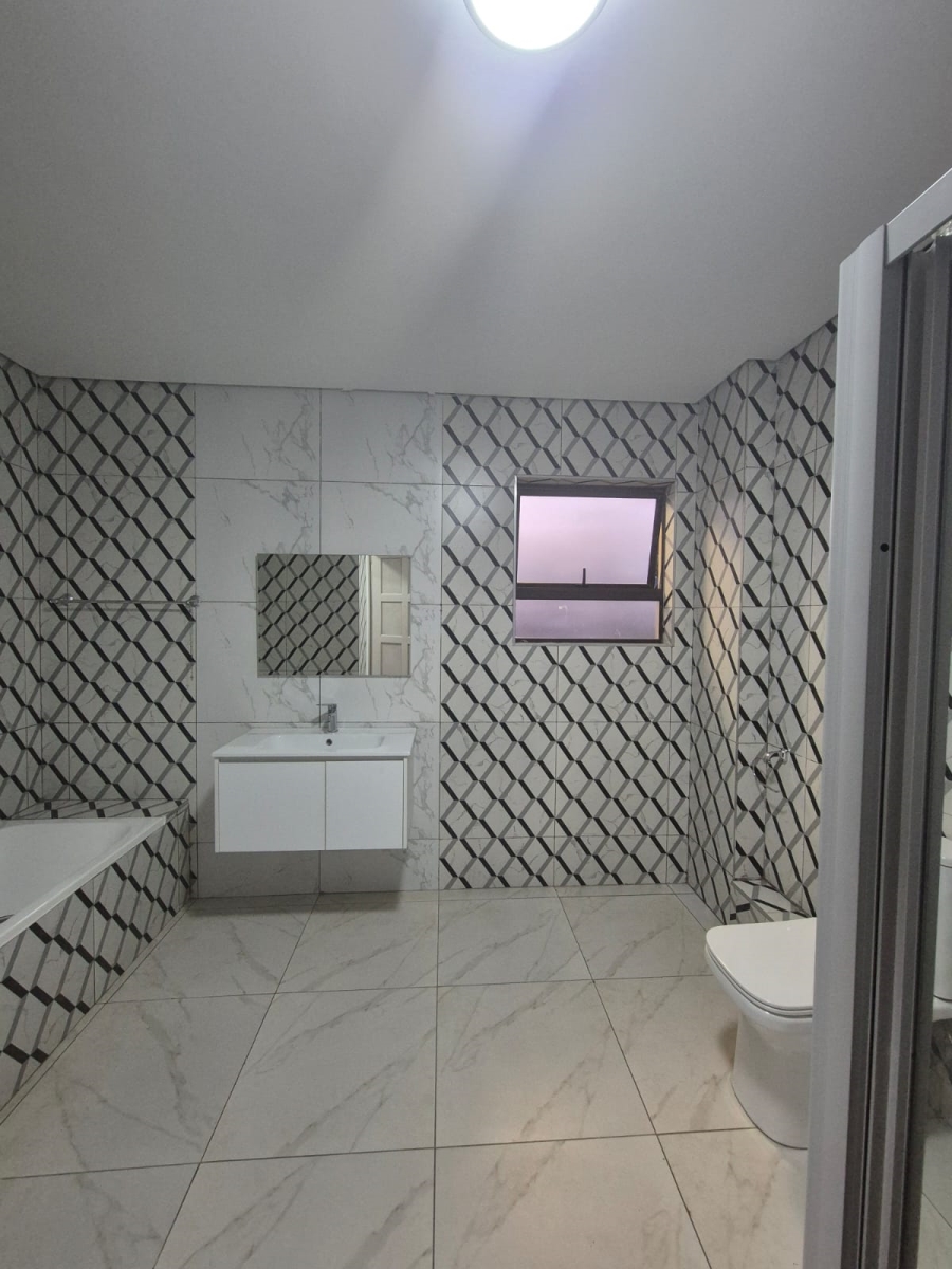 To Let 1 Bedroom Property for Rent in Noordwyk Gauteng