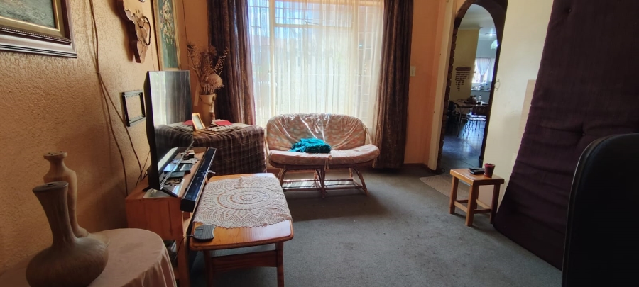 3 Bedroom Property for Sale in Westonaria Gauteng