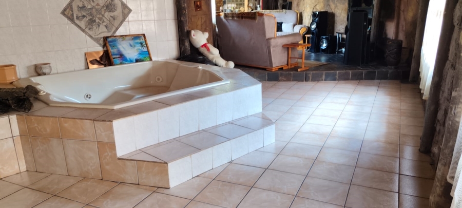3 Bedroom Property for Sale in Westonaria Gauteng