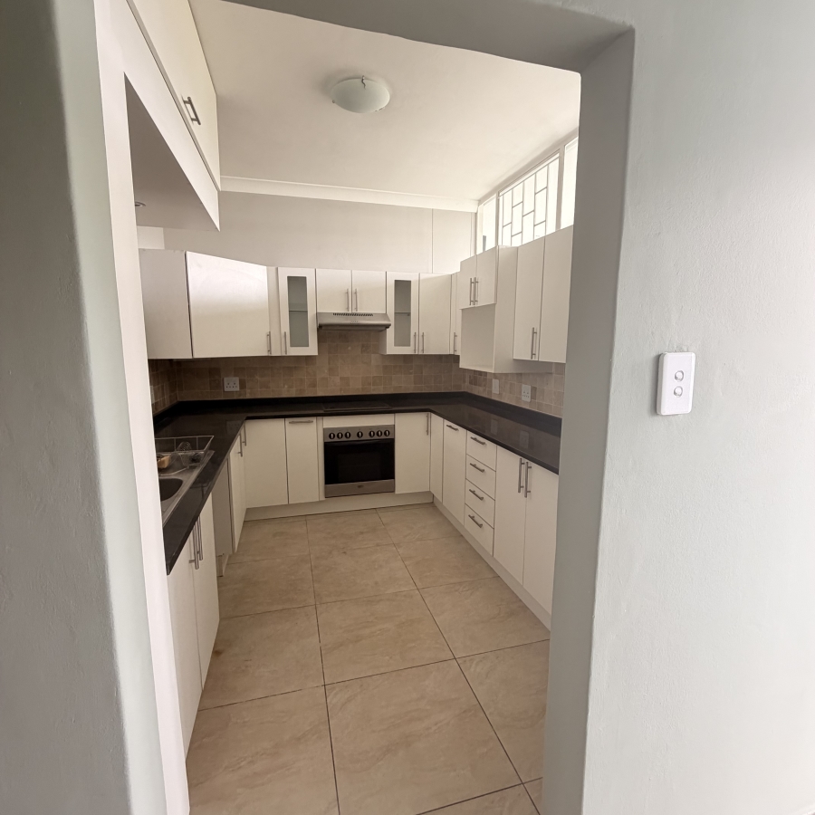 To Let 2 Bedroom Property for Rent in Eltonhill Gauteng