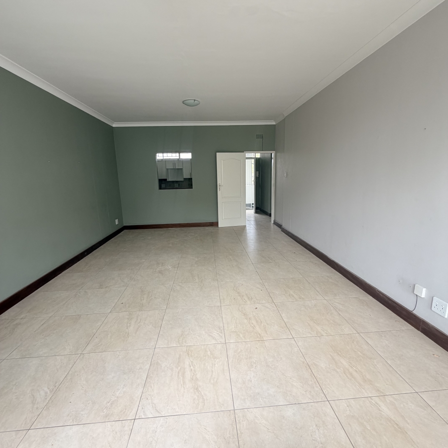 To Let 2 Bedroom Property for Rent in Eltonhill Gauteng