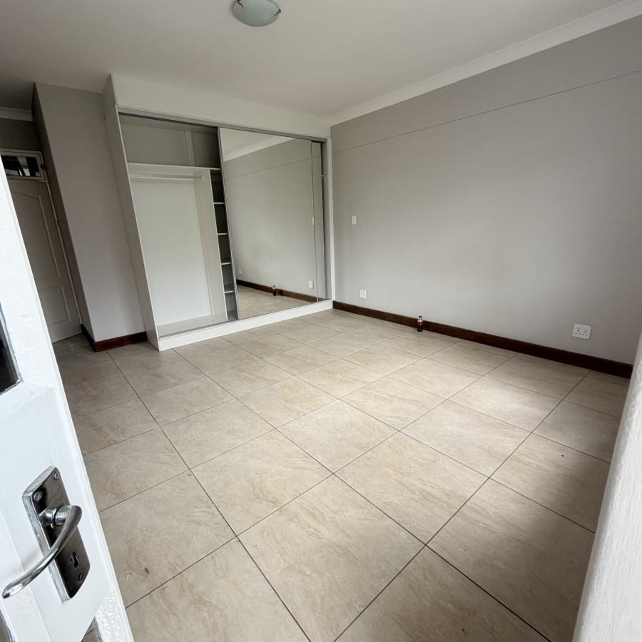 To Let 2 Bedroom Property for Rent in Eltonhill Gauteng