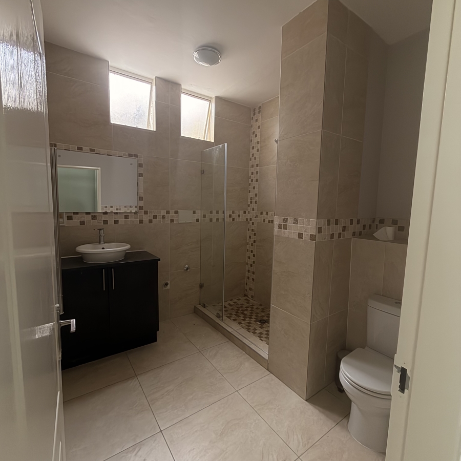 To Let 2 Bedroom Property for Rent in Eltonhill Gauteng