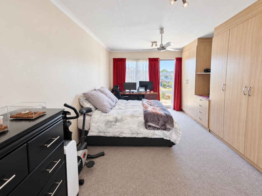 4 Bedroom Property for Sale in North Riding Gauteng