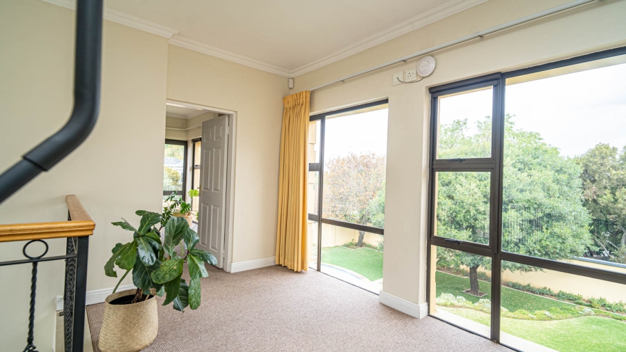 4 Bedroom Property for Sale in Dainfern Valley Gauteng