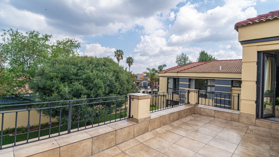 4 Bedroom Property for Sale in Dainfern Valley Gauteng