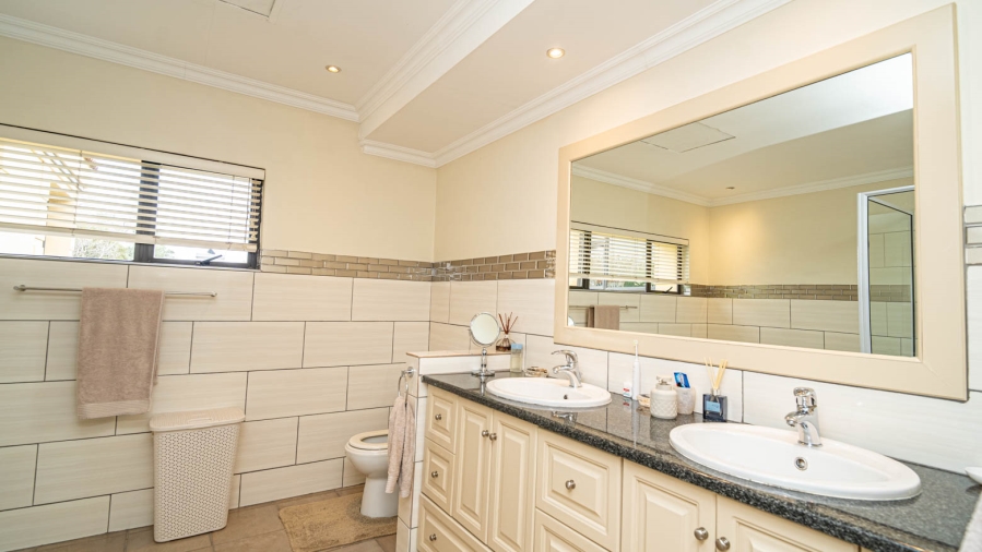 4 Bedroom Property for Sale in Dainfern Valley Gauteng